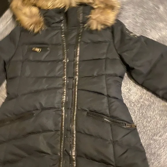 New - Picture 4 of 6